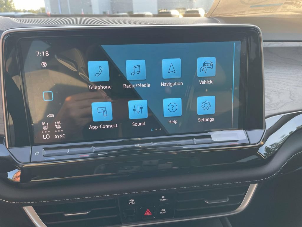 New 2026 Volkswagen Atlas SE FWD image 26