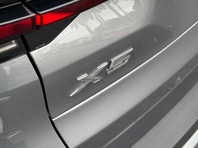 Used 2026 BMW X5 xDrive40i AWD/4WD image 14