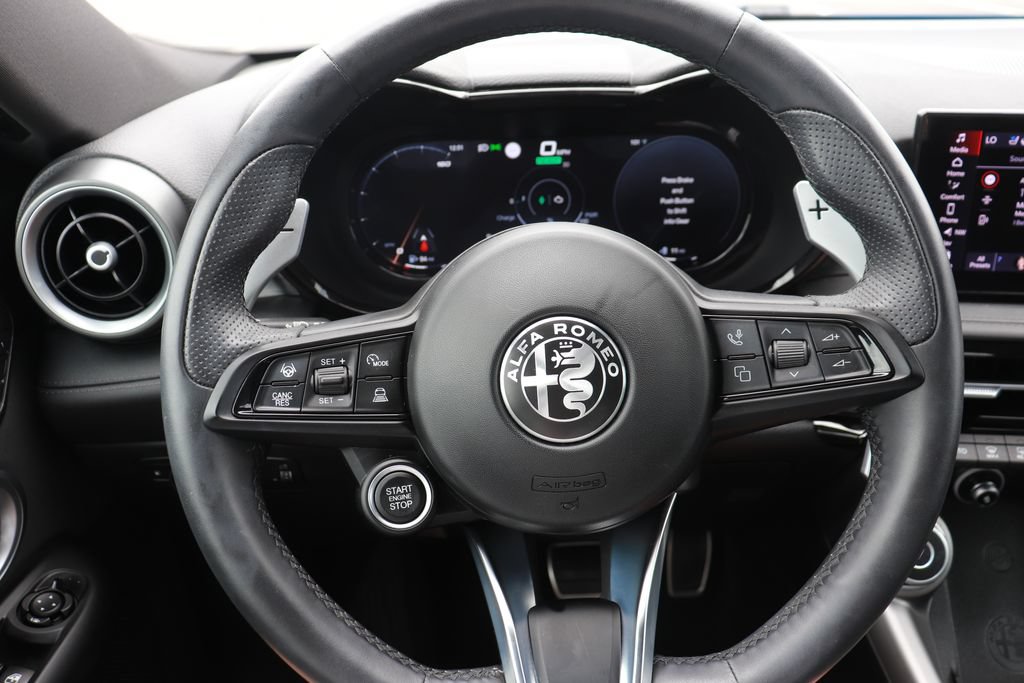 Used 2024 Alfa Romeo Tonale Veloce AWD/4WD image 18