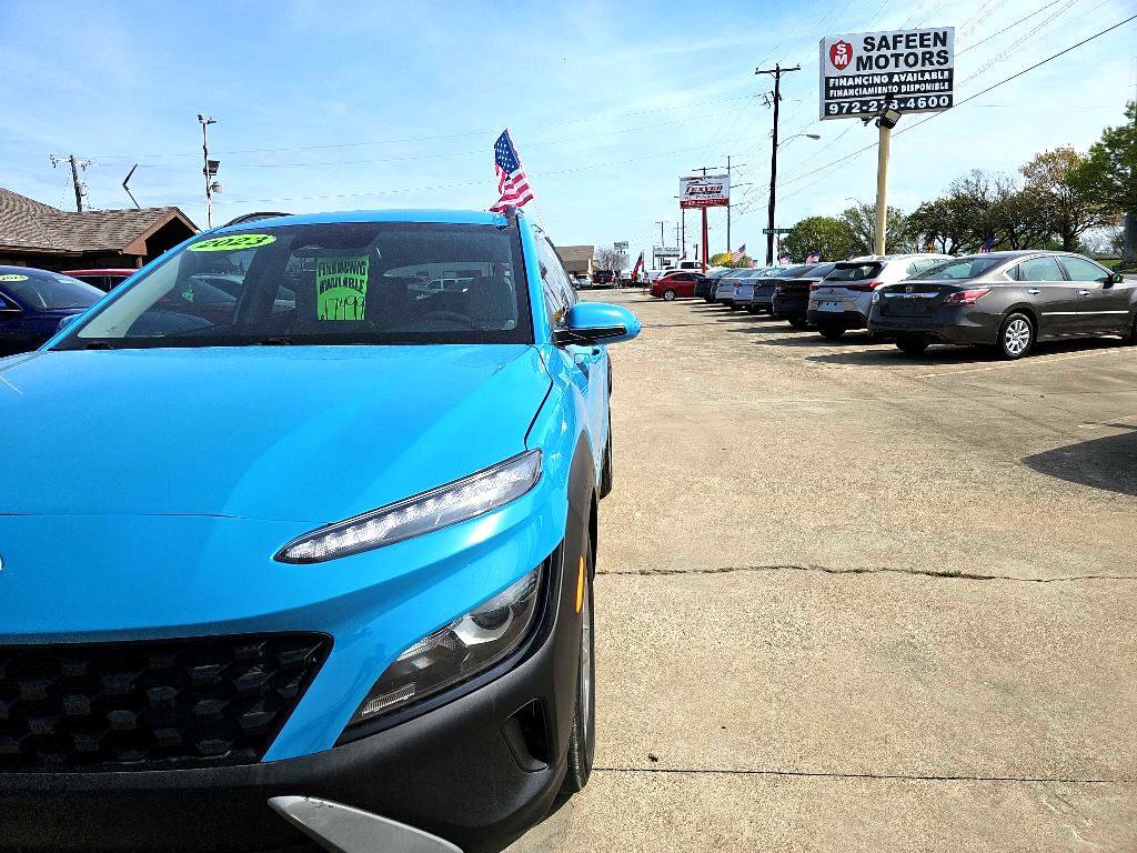 Used 2023 Hyundai Kona SEL image 9