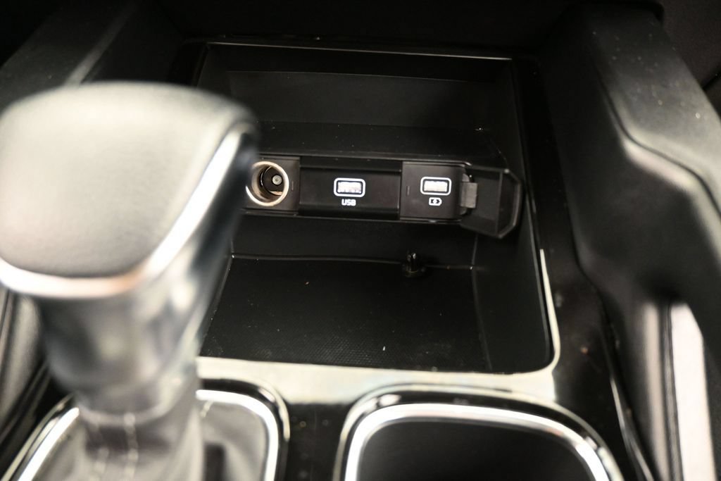 Used 2022 Kia Telluride LX FWD image 27