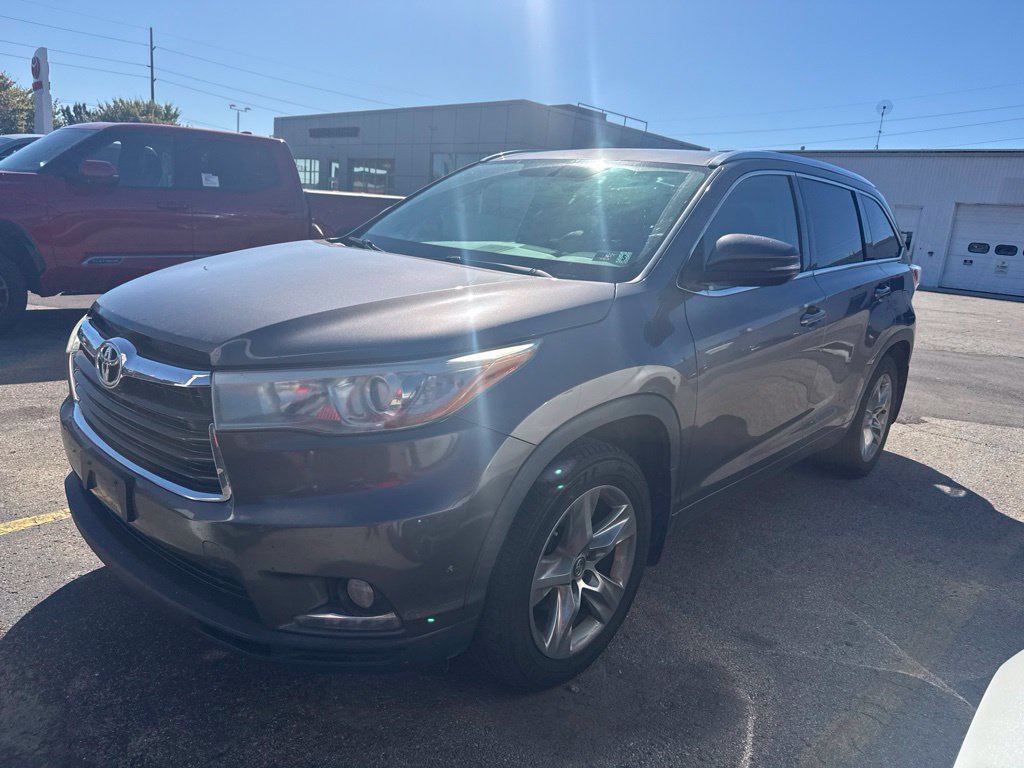Used 2016 Toyota Highlander Limited AWD/4WD image 10