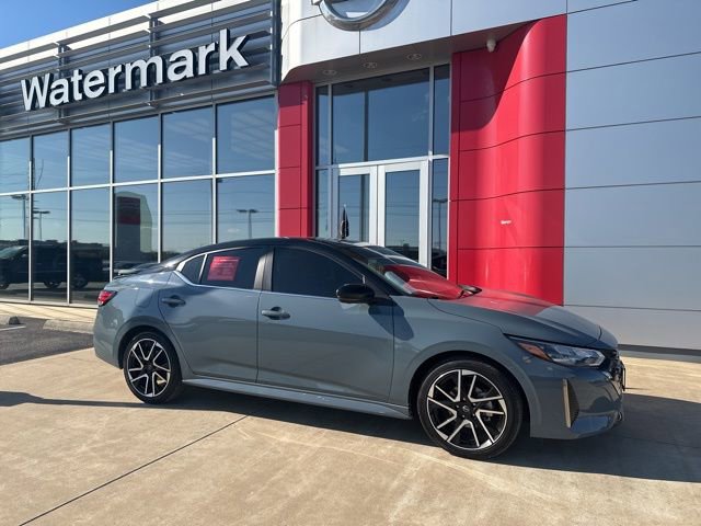 Certified 2025 Nissan Sentra SR w/ SR Premium Package image 1
