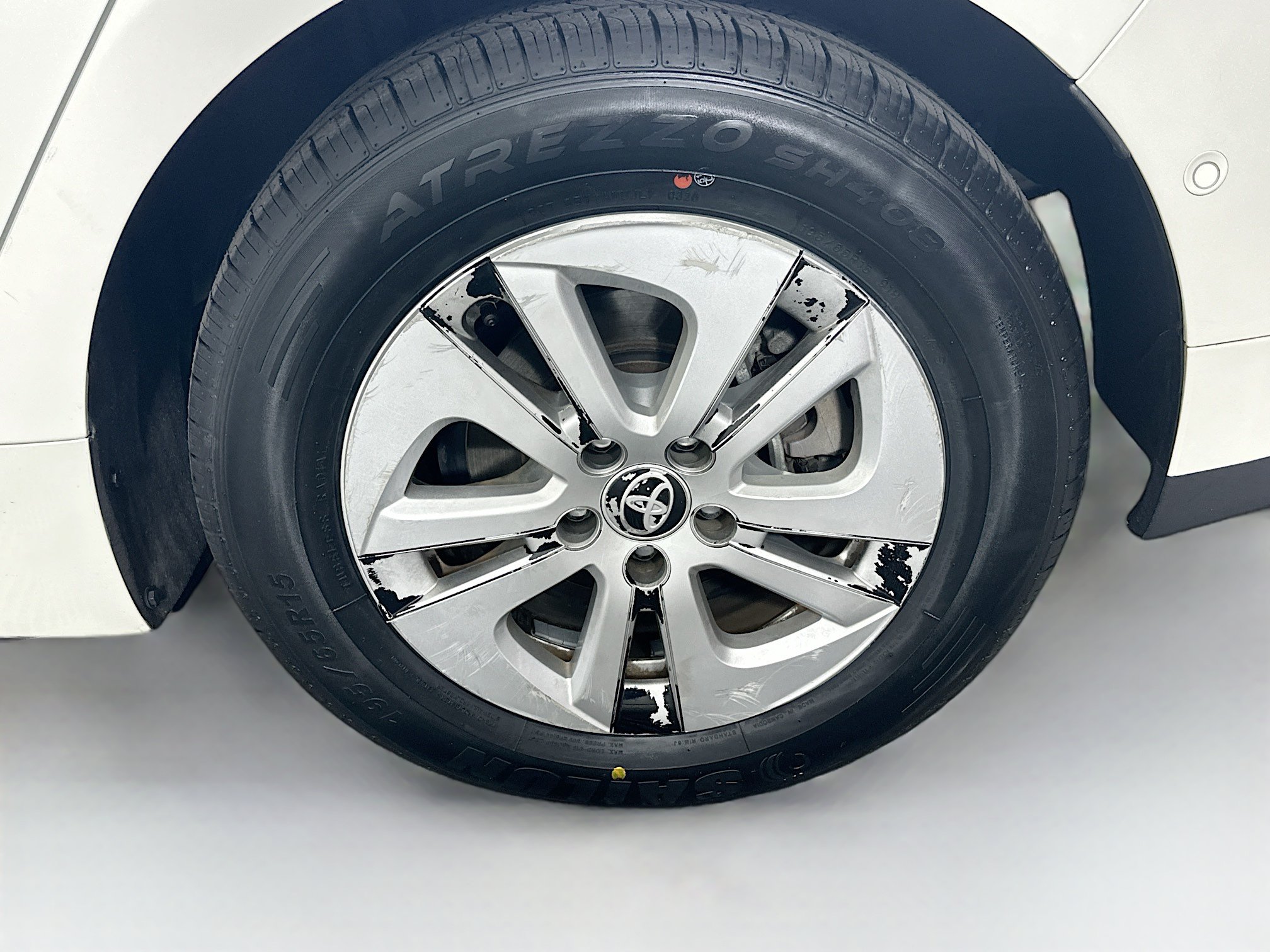 Used 2018 Toyota Prius Two w/ Prius Two Safety Plus Package FWD image 11