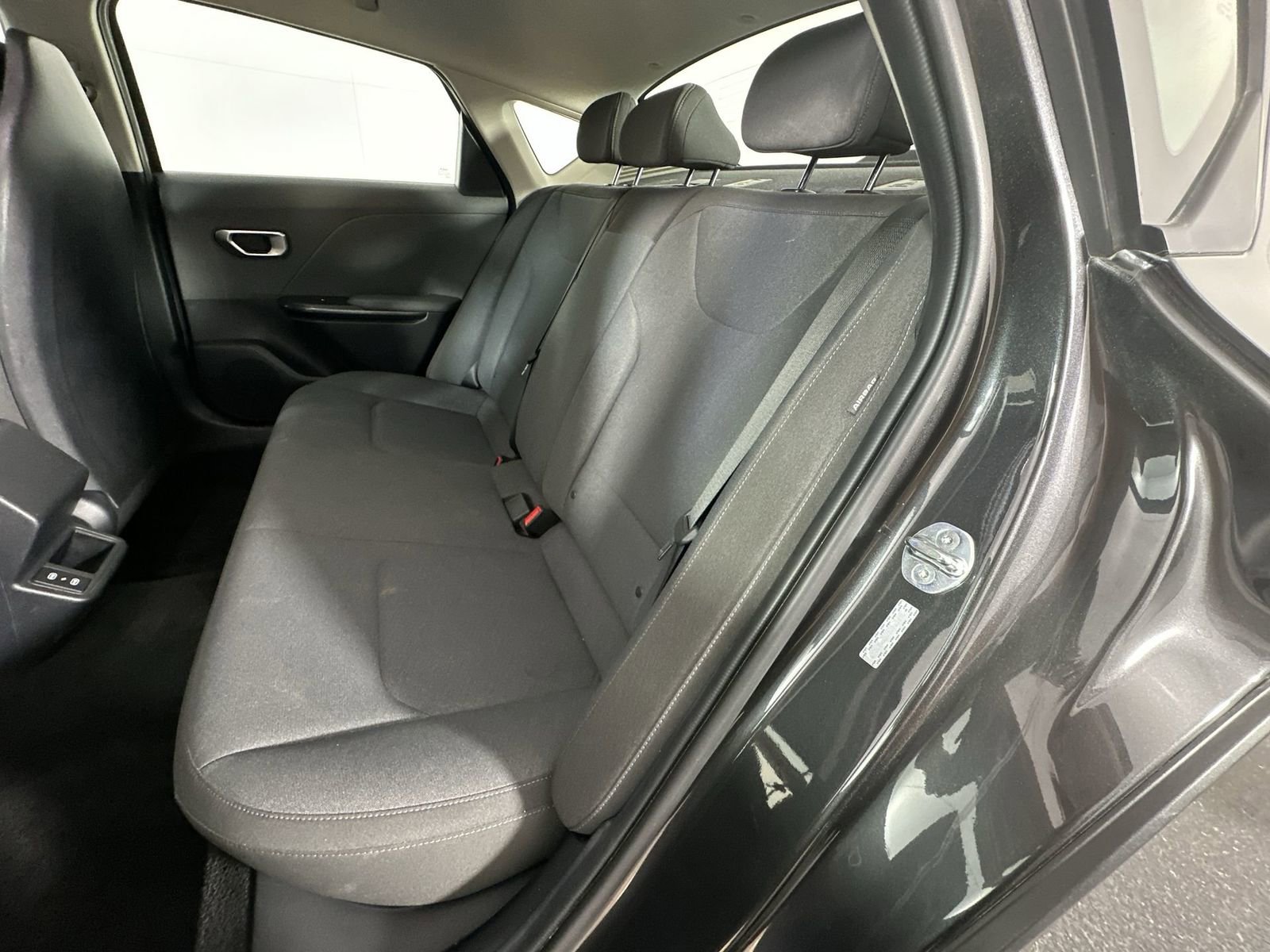 Used 2025 Kia K4 LXS image 23