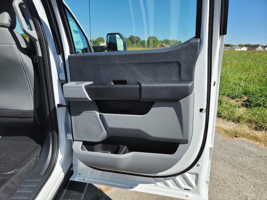 New 2026 Ford F250 XL image 31