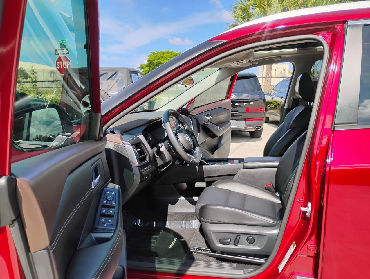 Used 2023 Nissan Rogue SV w/ SV Premium B Package FWD image 44