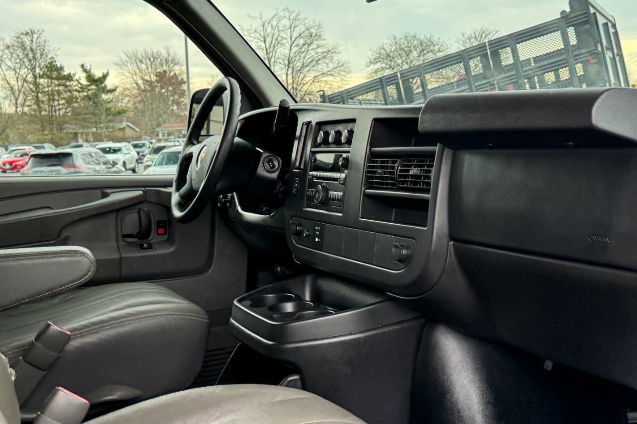 Used 2014 Chevrolet Express 2500 LS RWD image 12