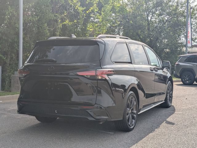 Certified 2026 Toyota Sienna XSE FWD image 3