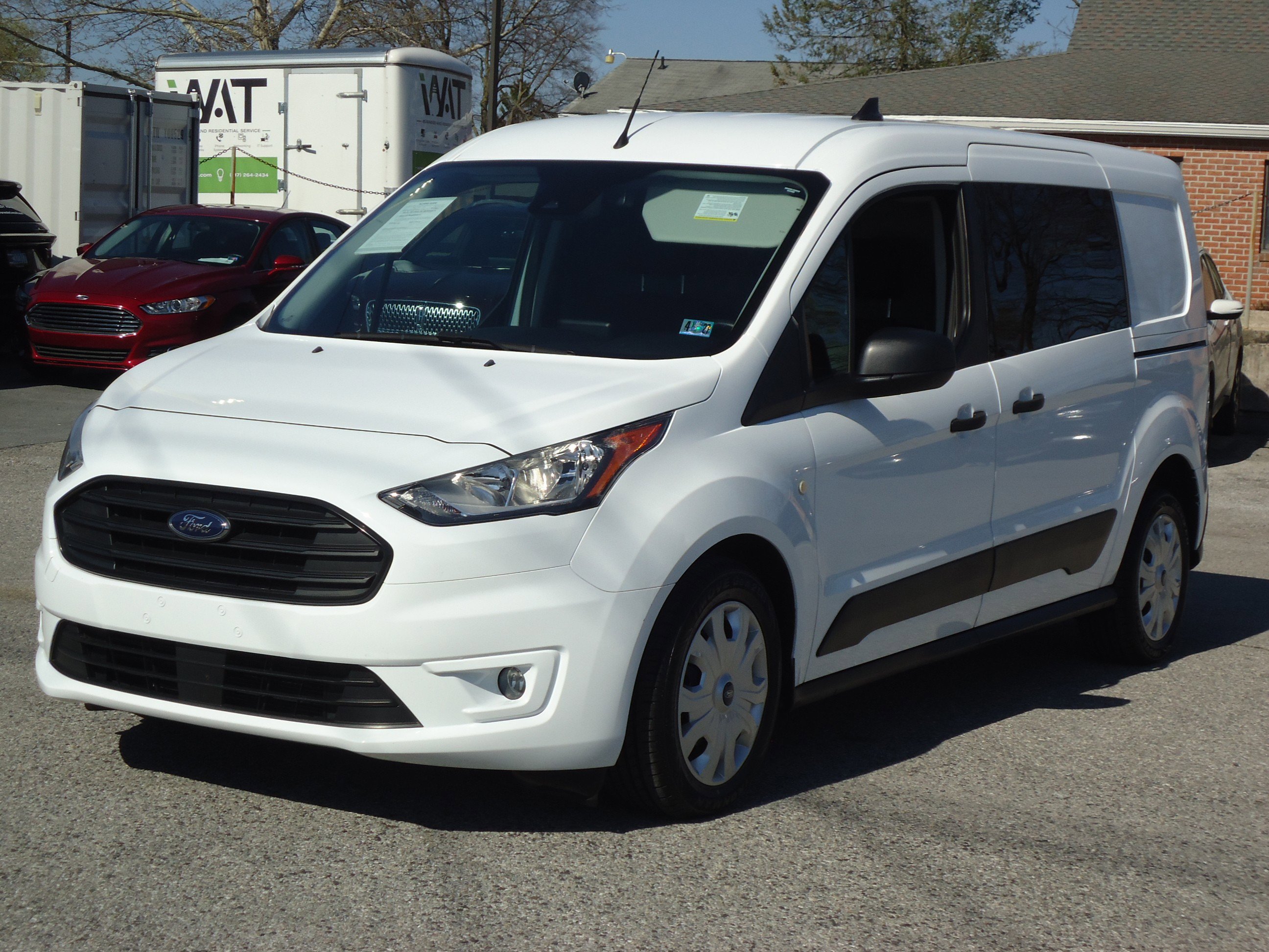 Used 2020 Ford Transit Connect XLT image 7