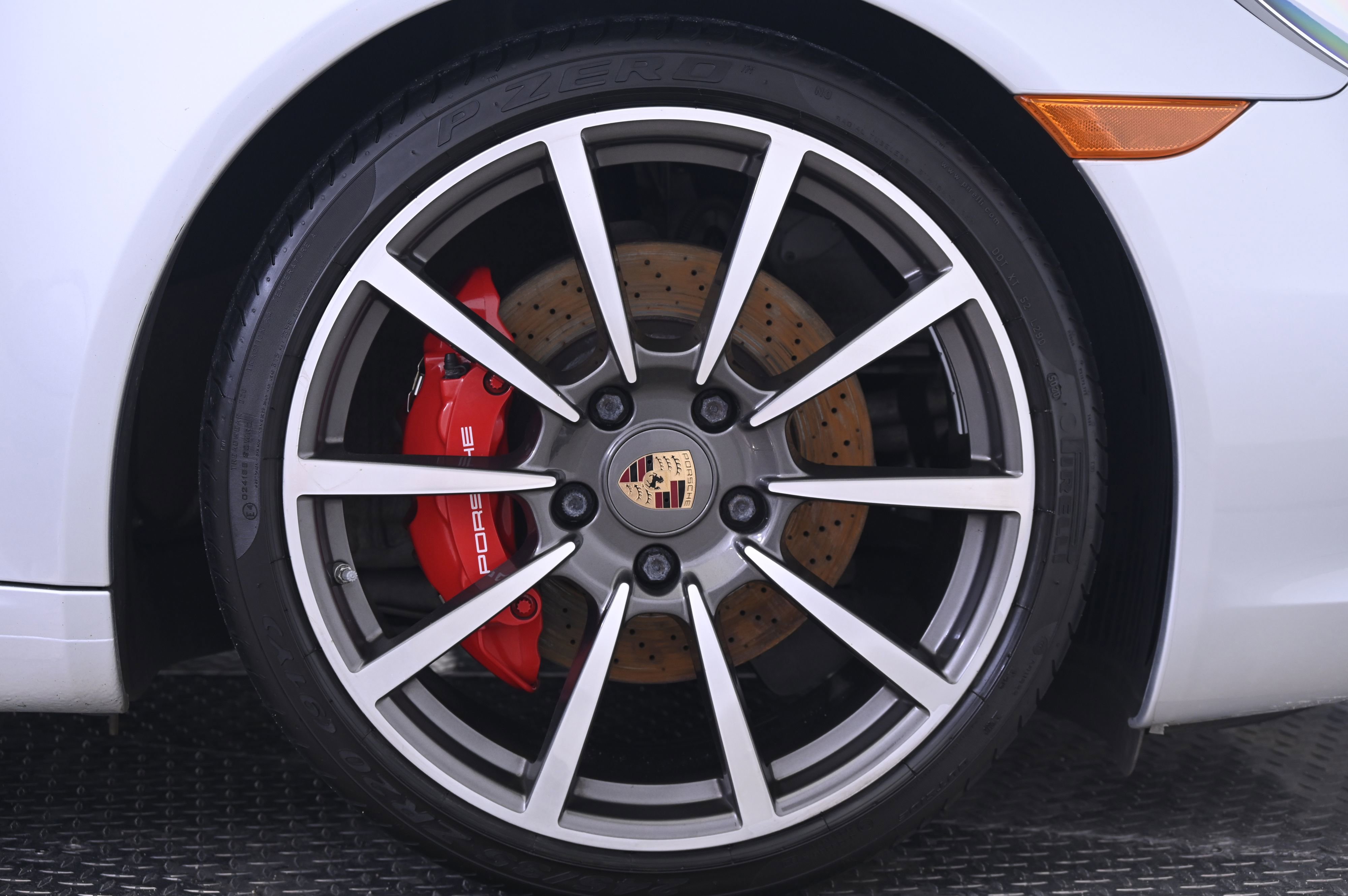 Certified 2014 Porsche 911 Carrera S RWD image 17