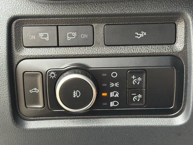 Used 2024 Ford F250 Lariat AWD/4WD image 23