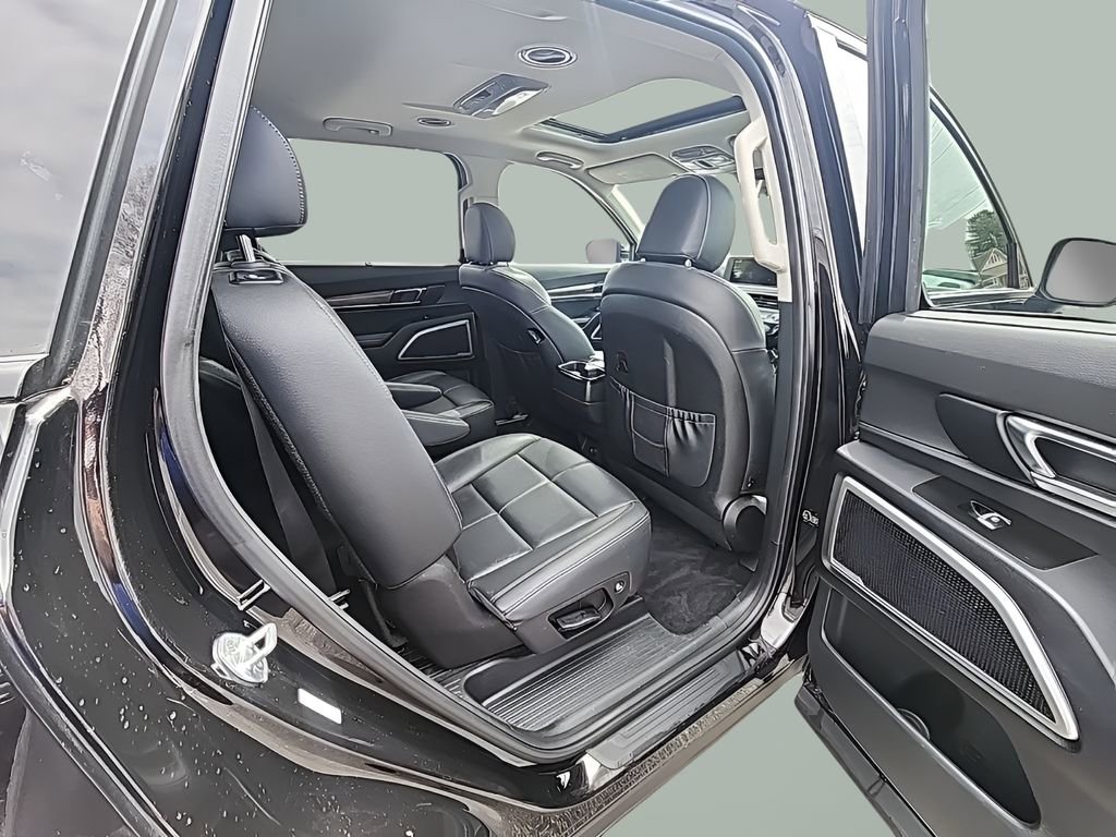 Used 2021 Kia Telluride EX w/ EX Premium Package AWD/4WD image 11