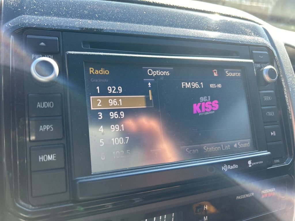 Used 2014 Toyota Tacoma 4x4 Access Cab V6 w/ TRD Sport Package image 10