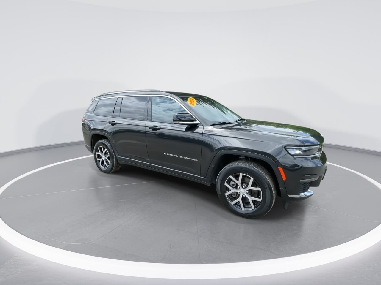 Used 2024 Jeep Grand Cherokee L Limited AWD/4WD image 24