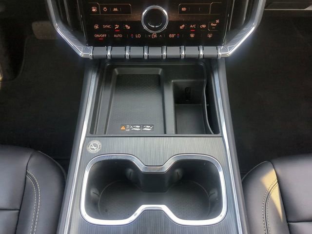 Used 2024 GMC Acadia Elevation image 23