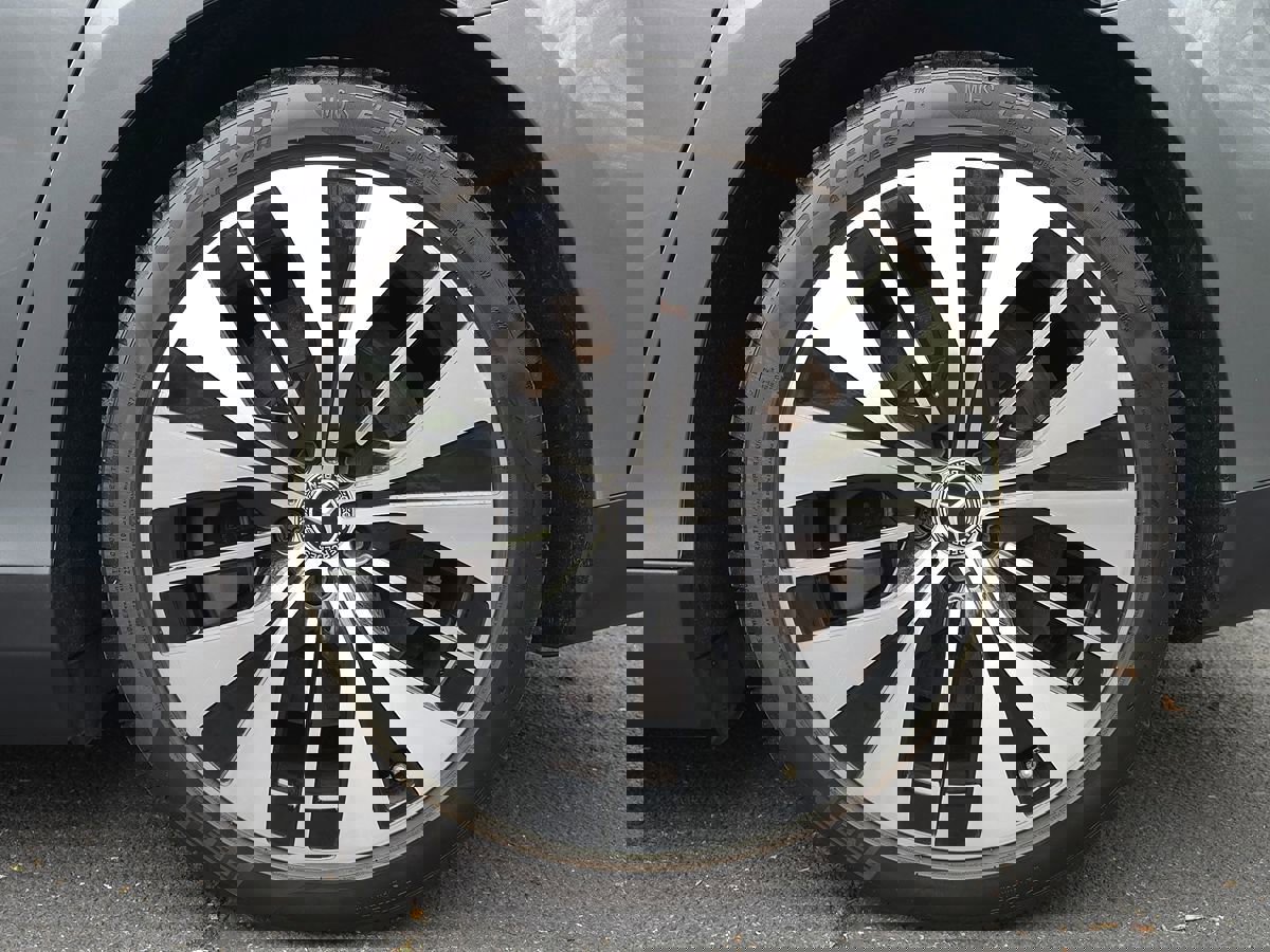 Used 2023 Mercedes-Benz EQE 350+ 4MATIC Sedan w/ Exclusive Trim Package image 66