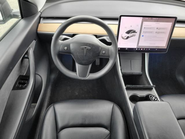 Used 2020 Tesla Model Y Long Range image 12