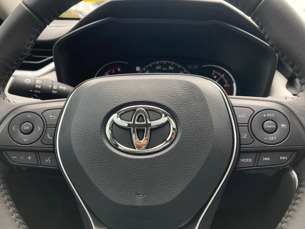 Certified 2025 Toyota RAV4 XLE Premium FWD image 19