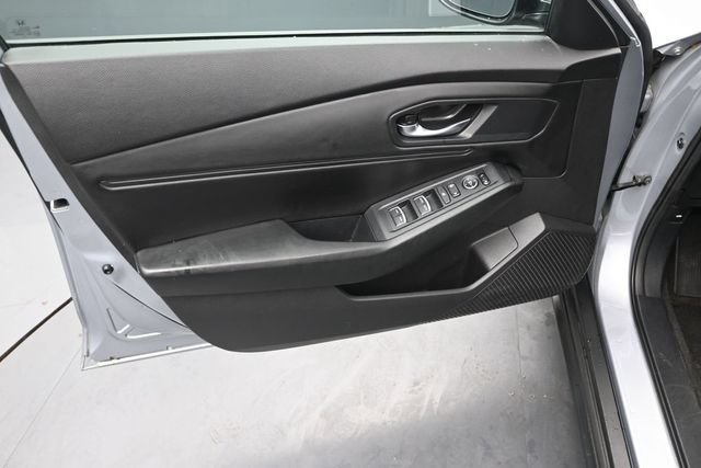Used 2023 Honda Accord EX image 11