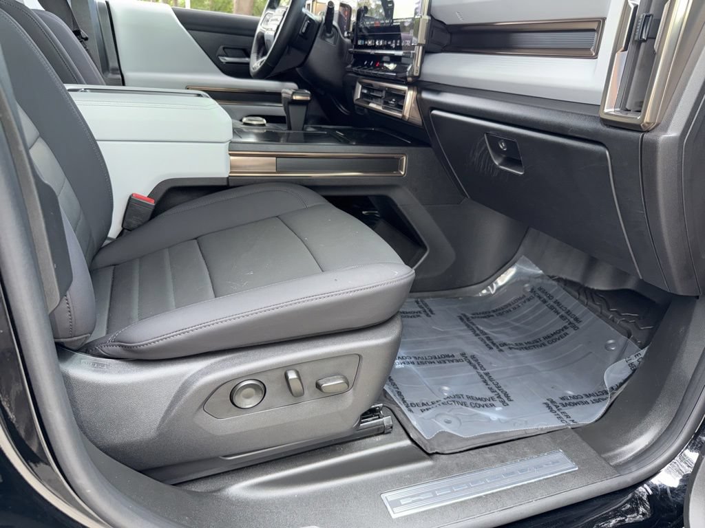 Used 2025 GMC Hummer EV 3X AWD/4WD image 25