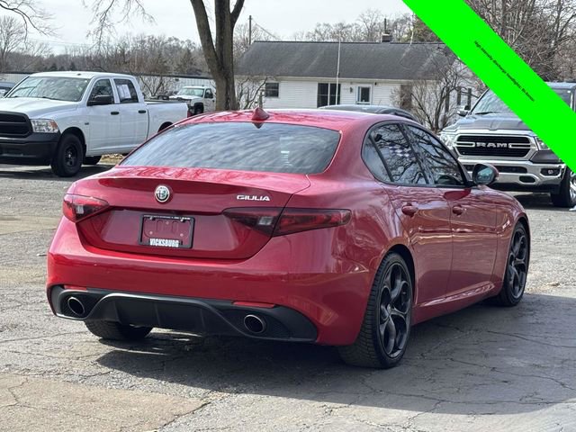 Used 2017 Alfa Romeo Giulia Ti w/ TI 19" Sport Package image 34