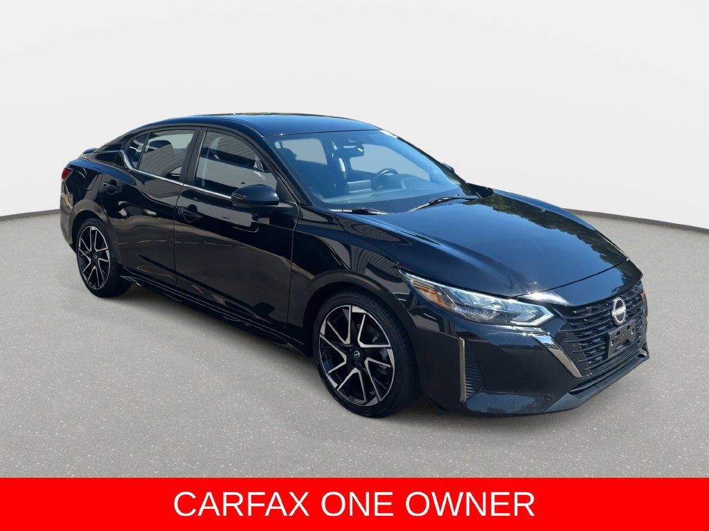 Used 2025 Nissan Sentra SR FWD image 3