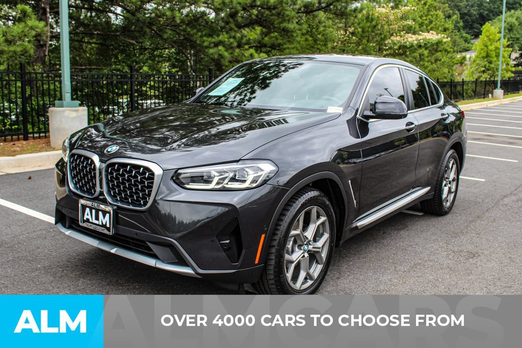 Used 2024 BMW X4 xDrive30i w/ Parking Assistance Package AWD/4WD image 2