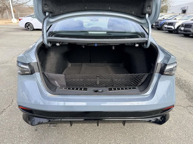 New 2026 Nissan Sentra SR w/ Floor Mat Package FWD image 12