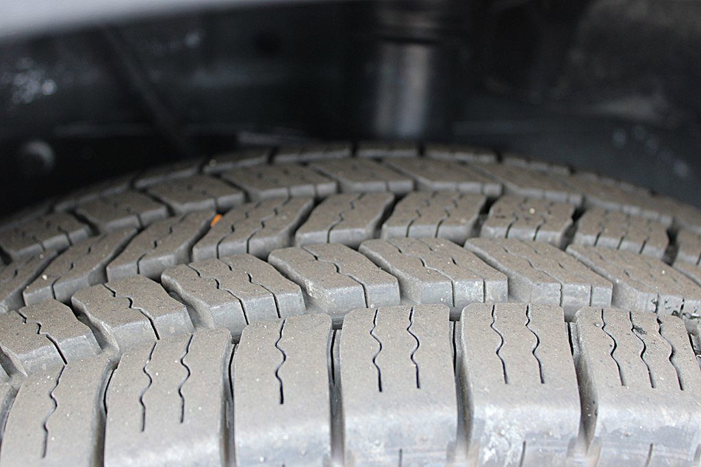 Used 2023 Ford Transit 250 148 High Roof w/ Load Area Protection Package image 27