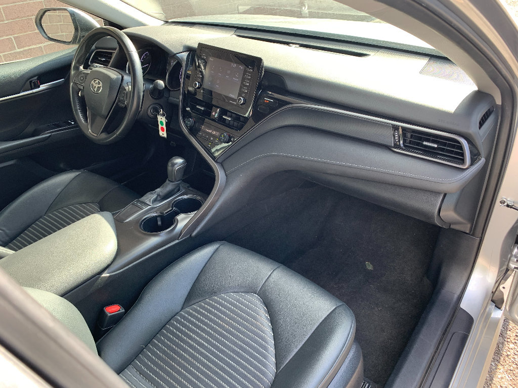 Used 2024 Toyota Camry SE FWD image 21
