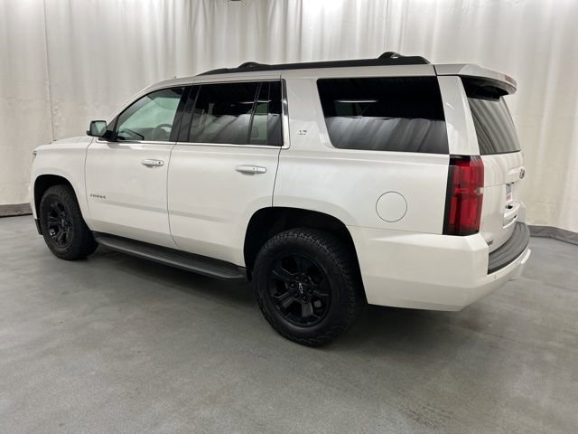 Used 2017 Chevrolet Tahoe LT w/ Luxury Package AWD/4WD image 3