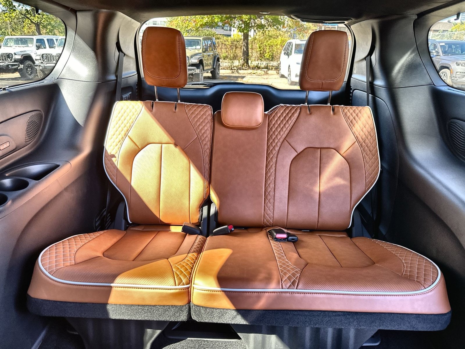 New 2026 Chrysler Pacifica Pinnacle FWD image 26