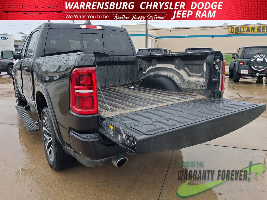 Used 2026 RAM 1500 Limited w/ Body Color Bumper Group AWD/4WD image 34