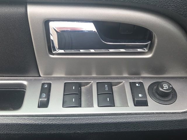 Used 2017 Ford Expedition XLT image 25