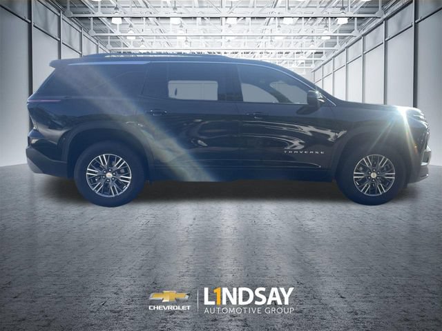 Certified 2026 Chevrolet Traverse LT AWD/4WD image 9