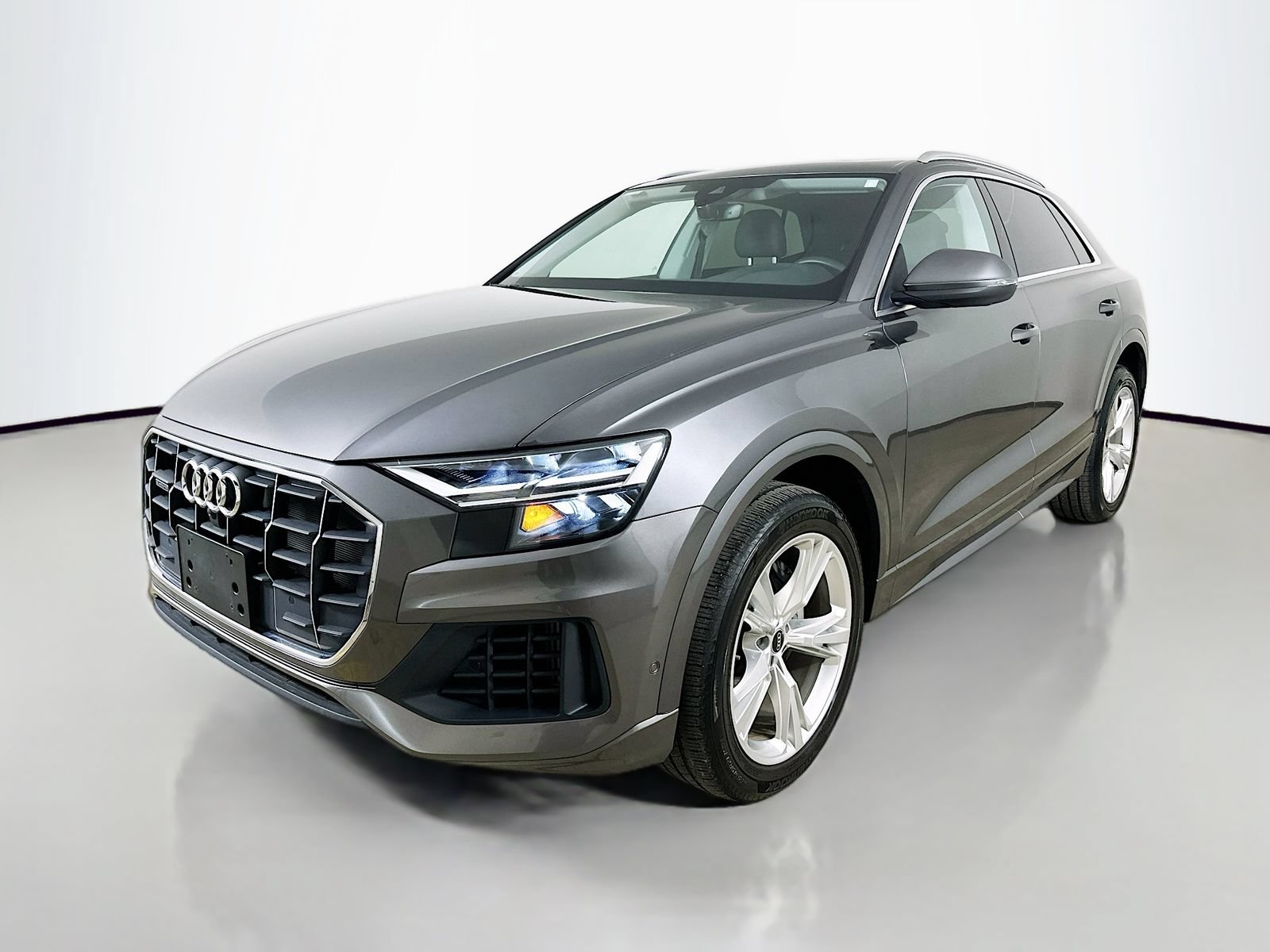 Used 2022 Audi Q8 Premium AWD/4WD image 1