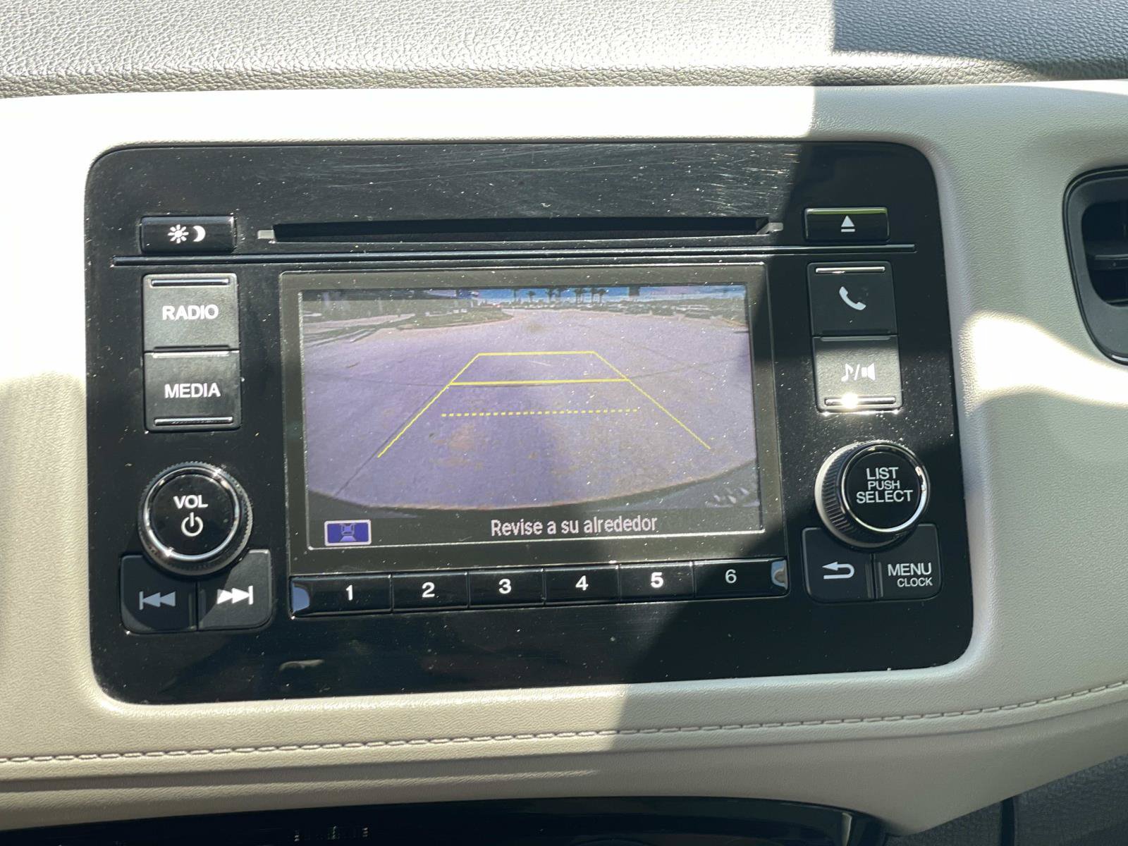Used 2019 Honda HR-V LX image 8