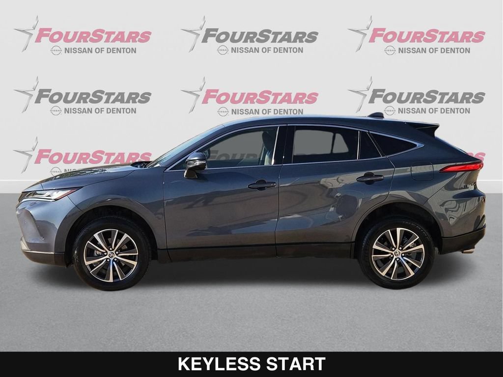 Used 2023 Toyota Venza LE AWD/4WD image 8