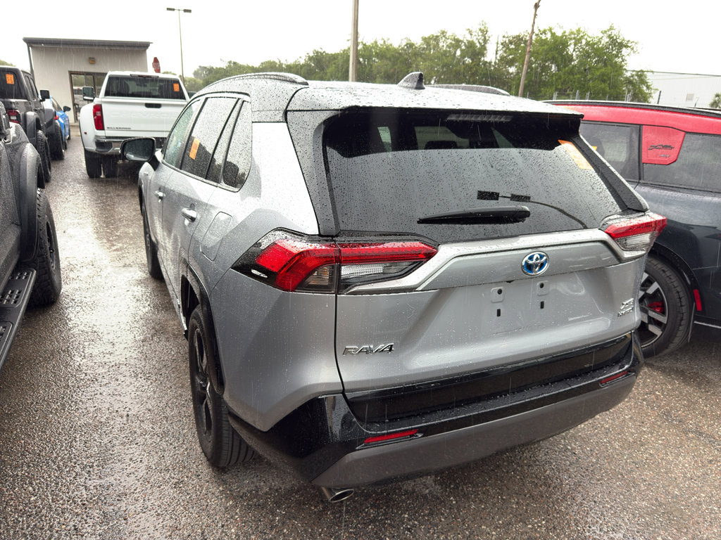Used 2021 Toyota RAV4 XSE w/ XSE Grade Weather Package AWD/4WD image 3
