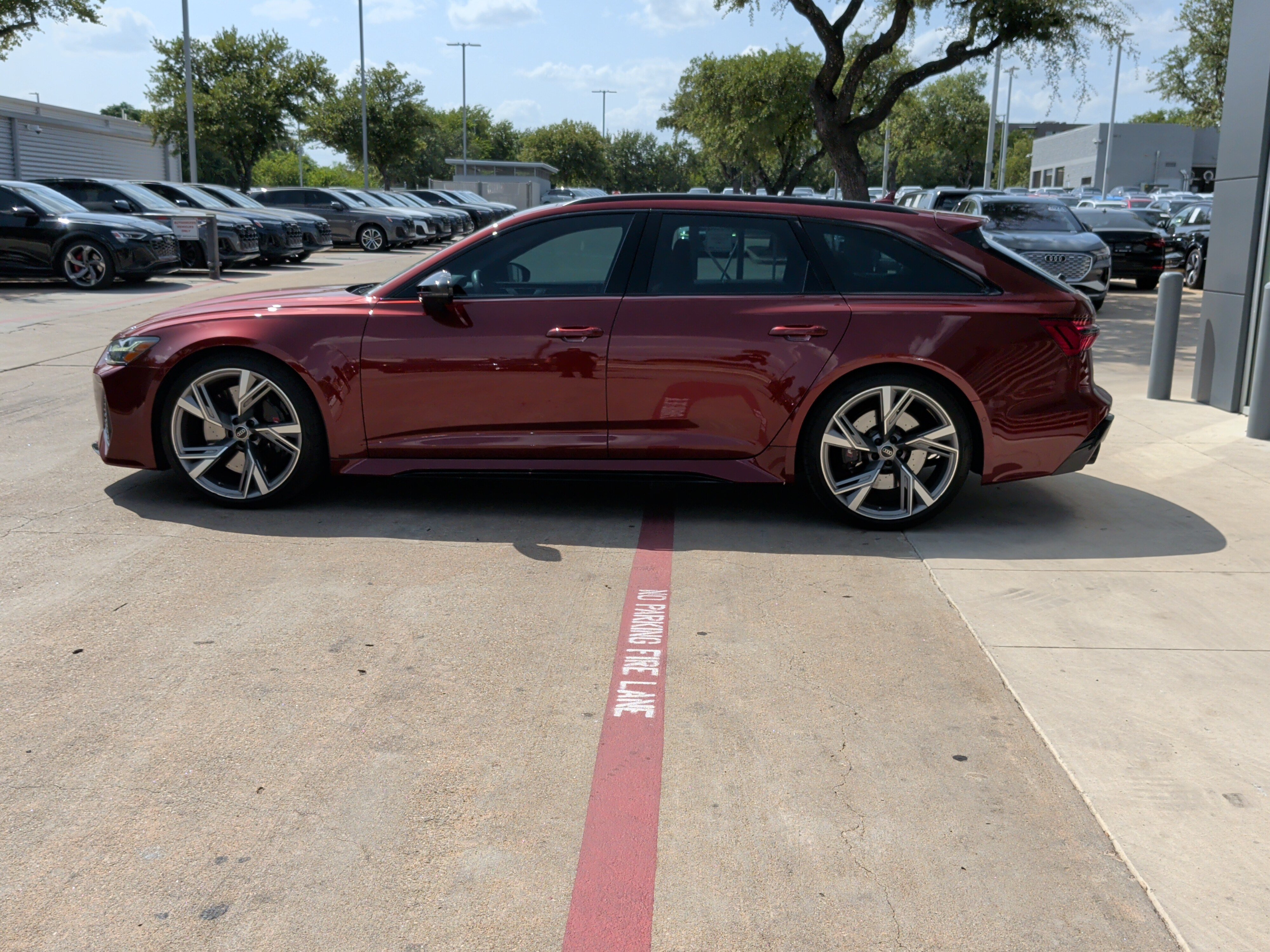 Used 2024 Audi RS 6 performance AWD/4WD image 7