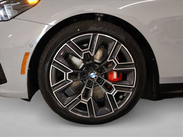 New 2026 BMW i5 eDrive40 AWD/4WD image 10