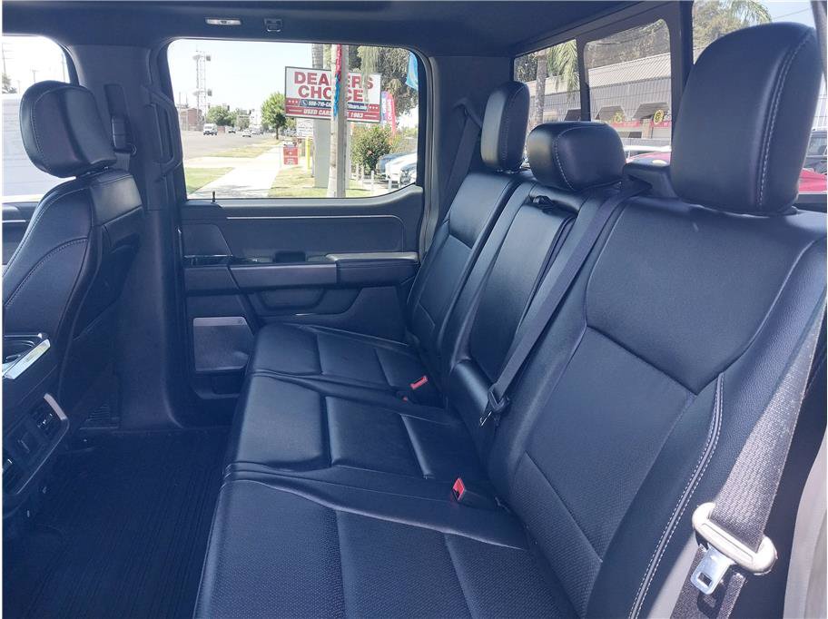 Used 2025 Ford F150 Lariat w/ Equipment Group 501A Mid AWD/4WD image 11