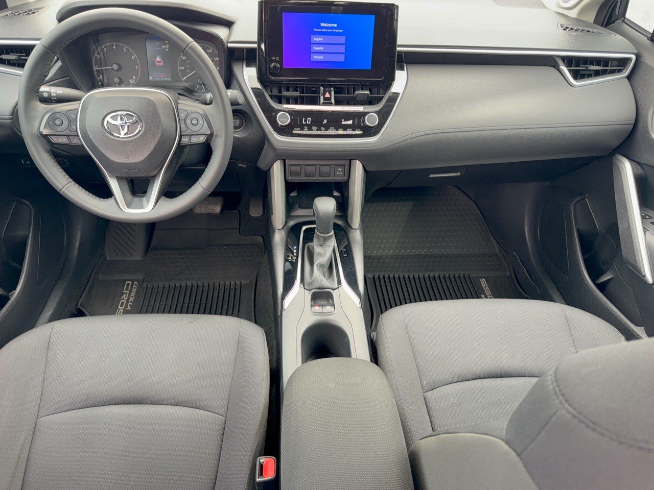 Certified 2024 Toyota Corolla Cross LE w/ Moonroof Package FWD image 17