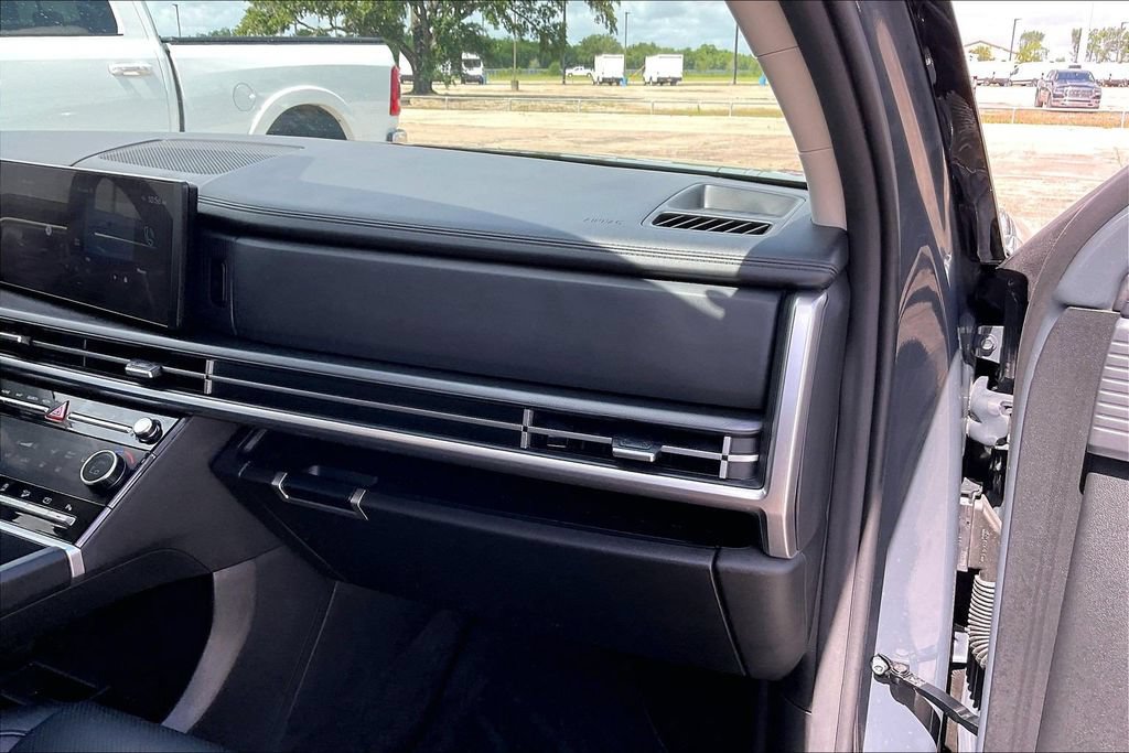 Used 2025 Hyundai Santa Fe XRT AWD/4WD image 23