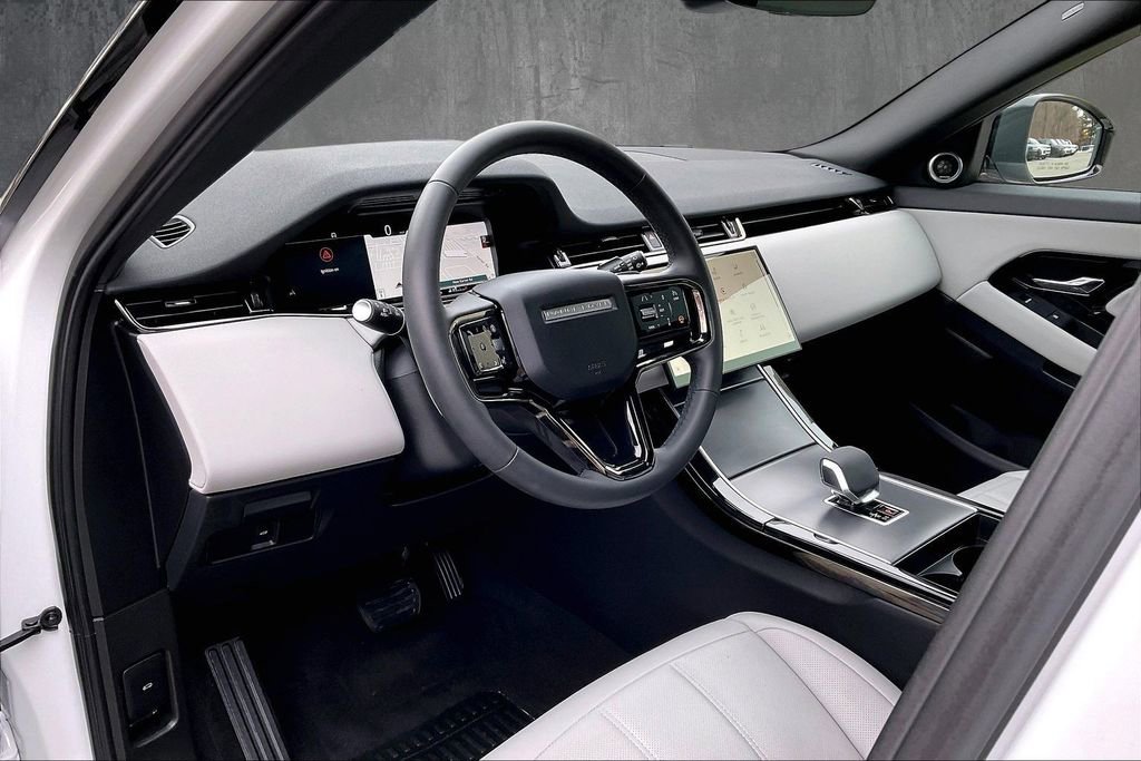 Certified 2026 Land Rover Range Rover Evoque S AWD/4WD image 17