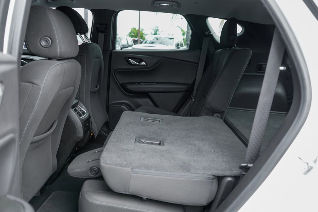 Used 2019 Chevrolet Blazer LT image 37
