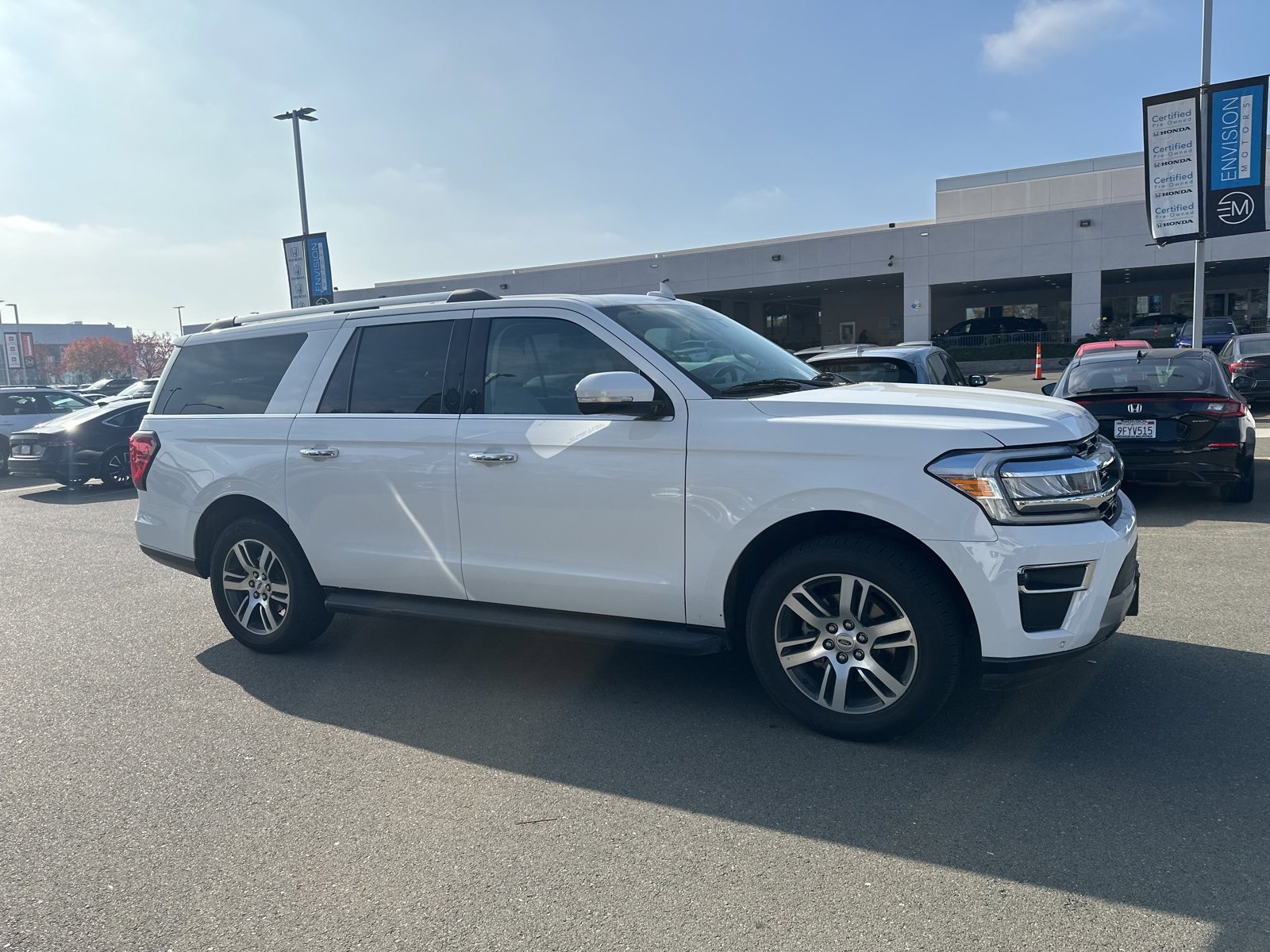 Used 2024 Ford Expedition Max Limited image 2