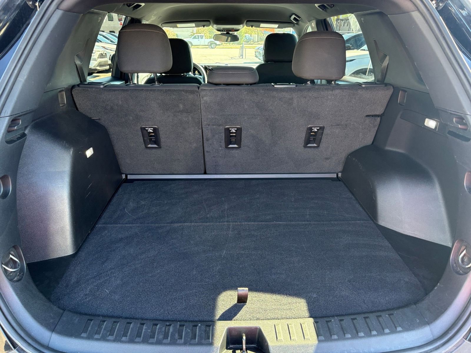 Used 2025 Chevrolet Equinox LT image 30