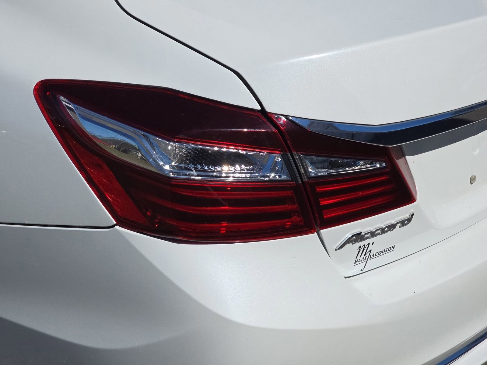 Used 2016 Honda Accord EX image 37